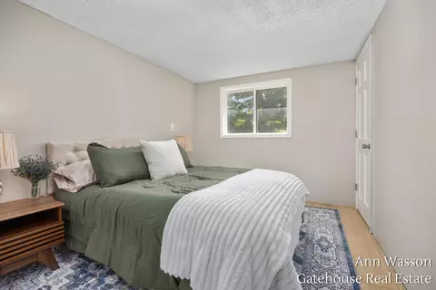 Bedroom - 2737 Dane, Gowen, MI 49326 photo 1 of 3