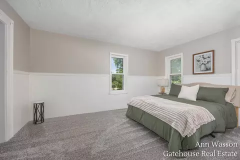 Bedroom - 2737 Dane, Gowen, MI 49326 photo 2 of 3
