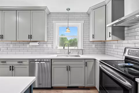 Kitchen - 6193 S Ionia, Bellevue, MI 49021 photo 3 of 4