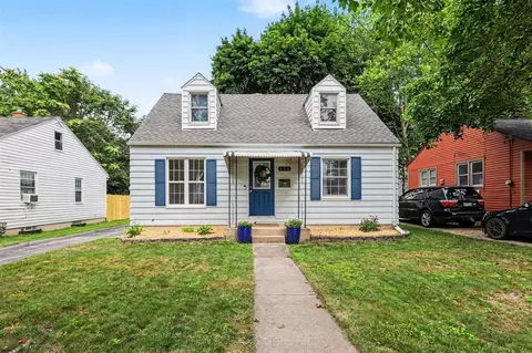 125 Rosemary, Grand Rapids, MI 49507