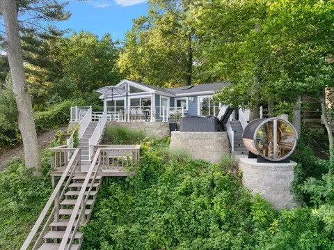 6365 Watersedge, Saugatuck, MI 49453