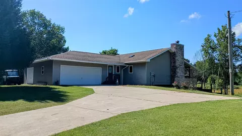 301 S Gordon, Scottville, MI 49454