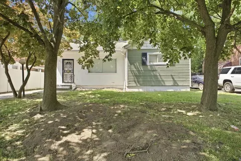 5727 University, Detroit, MI 48224