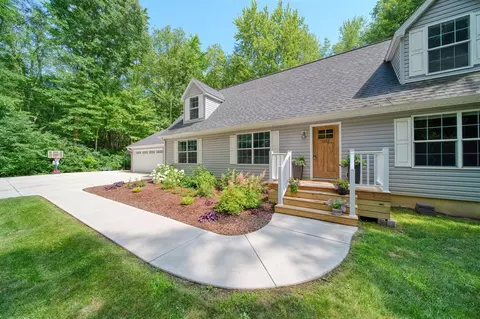 4909 Slayton, Jackson, MI 49201 photo 2