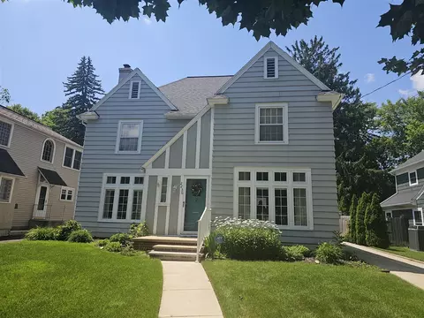 2236 Tipperary, Kalamazoo, MI 49008