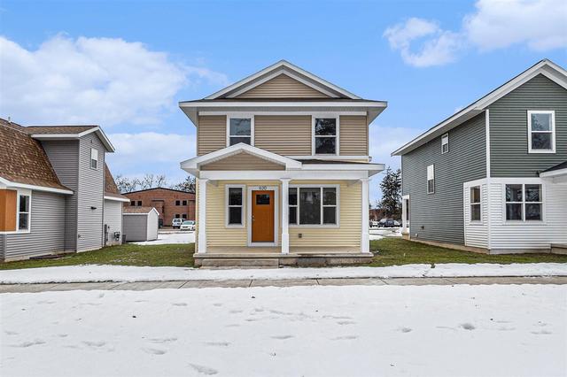 2059 Linden, Grand Rapids, MI 49507