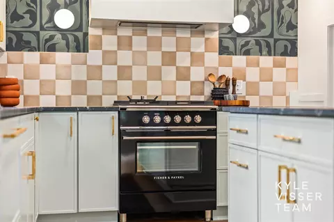 Kitchen - 7496 Leyton, Ada, MI 49301 photo 5 of 10