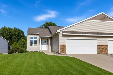 1390 W W Vlg, Kalamazoo, MI 49009