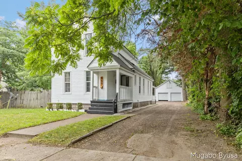 960 Temple, Grand Rapids, MI 49507