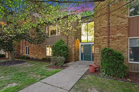 466 Barkwood, Grand Rapids, MI 49534