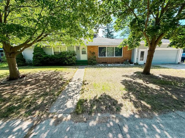 744 S Quarterline, Muskegon, MI 49442