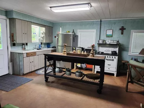 Kitchen - 2867 E Hawley, Custer, MI 49405 photo 1 of 5