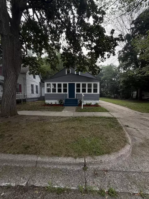 926 Williams, Muskegon, MI 49442