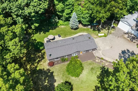 2944 64th, Fennville, MI 49408