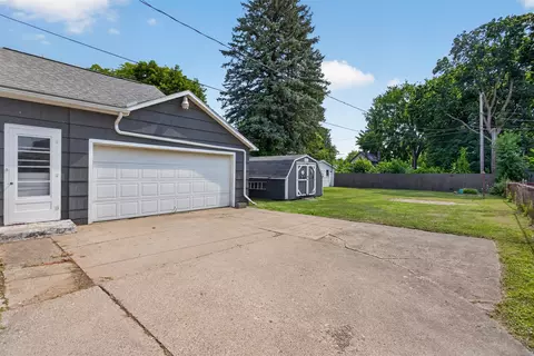 Exterior - 703 Winifred, Jackson, MI 49202 photo 4 of 6