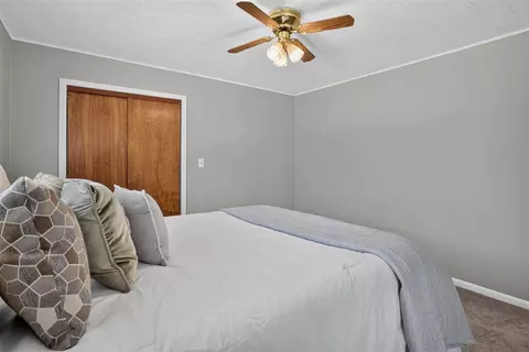Bedroom - 703 Winifred, Jackson, MI 49202 photo 3 of 6