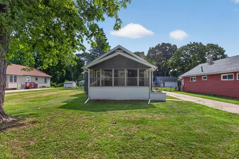 Exterior - 703 Winifred, Jackson, MI 49202 photo 5 of 6