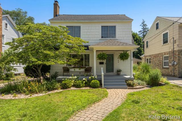 2134 Paris, Grand Rapids, MI 49507