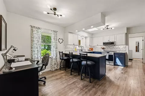 Kitchen - 4815 Firethorne, Jackson, MI 49201 photo 1 of 2
