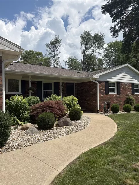 Exterior - 4815 Firethorne, Jackson, MI 49201 photo 4 of 10