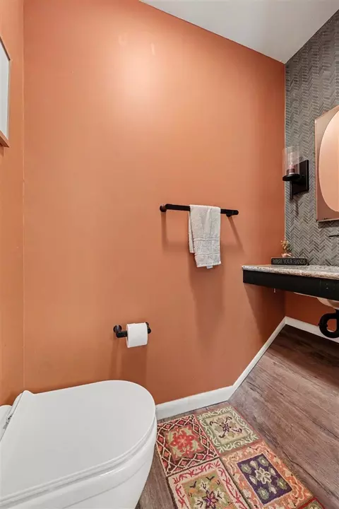 Bath - 4815 Firethorne, Jackson, MI 49201 photo 3 of 3