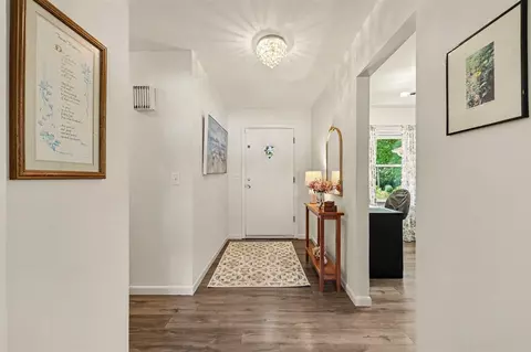 Entry Way - 4815 Firethorne, Jackson, MI 49201 photo 1 of 1