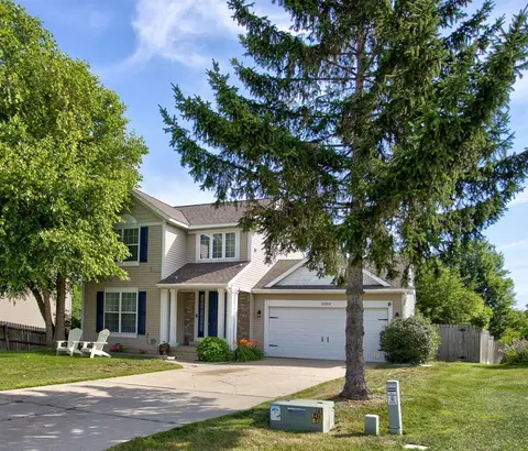 3284 Crystal Vly, Holland, MI 49424