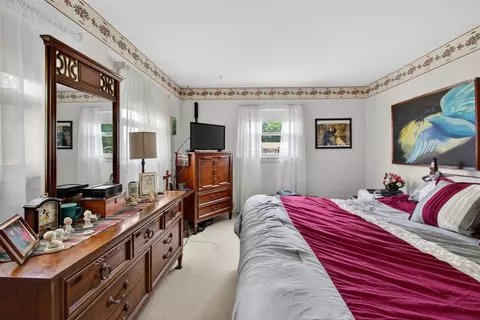 Bedroom - 1180 Herbert J, Jackson, MI 49202 photo 2 of 8
