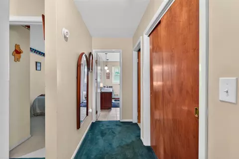 Entry Way - 1180 Herbert J, Jackson, MI 49202 photo 2 of 3