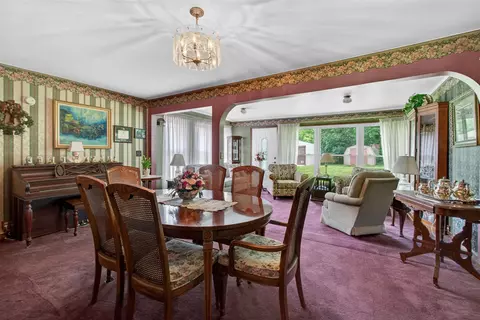Dining - 1180 Herbert J, Jackson, MI 49202 photo 2 of 4
