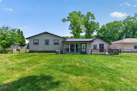 Exterior - 1180 Herbert J, Jackson, MI 49202 photo 5 of 12