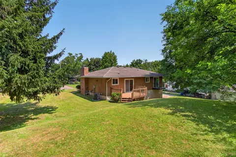Exterior - 403 Hill, Jackson, MI 49202 photo 8 of 12