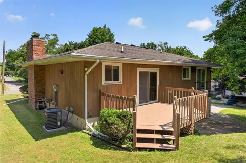 Exterior - 403 Hill, Jackson, MI 49202 photo 2 of 12