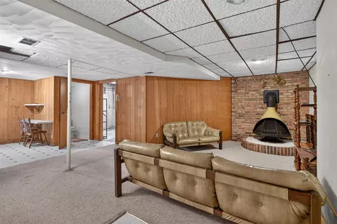 Living - 403 Hill, Jackson, MI 49202 photo 8 of 8