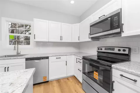 Kitchen - 1118 Millard, Three Rivers, MI 49093 photo 4 of 4