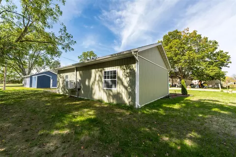 Exterior - 1118 Millard, Three Rivers, MI 49093 photo 3 of 3