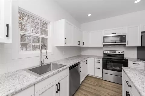 Kitchen - 303 Middle, Three Rivers, MI 49093 photo 3 of 3