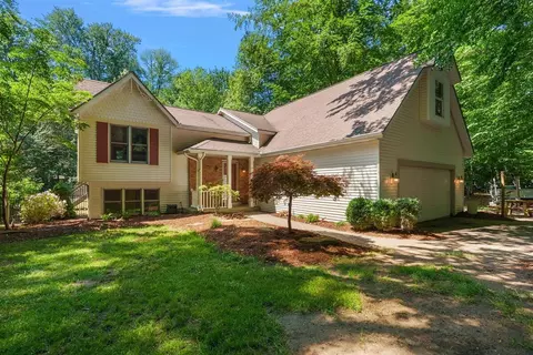 1460 Post, Holland, MI 49424
