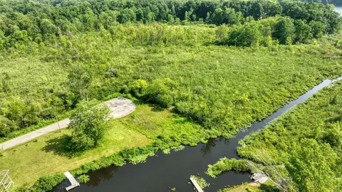 Vl Cedar, Brooklyn, MI 49230 photo 13