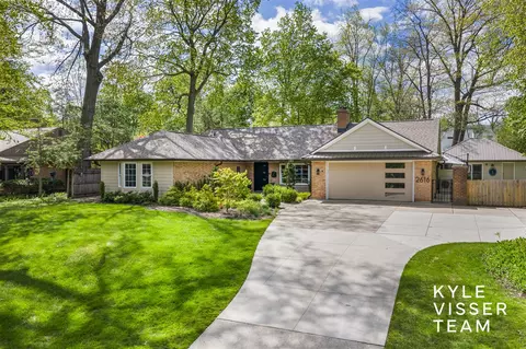 2616 Elmwood, Grand Rapids, MI 49506