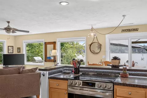 Kitchen - 14130 Birch, Evart, MI 49631 photo 8 of 10