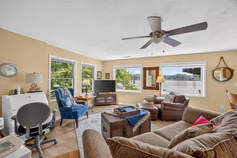 Living - 14130 Birch, Evart, MI 49631 photo 3 of 6