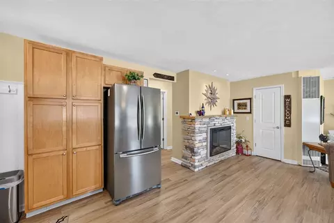 Entry Way - 14130 Birch, Evart, MI 49631 photo 1 of 1