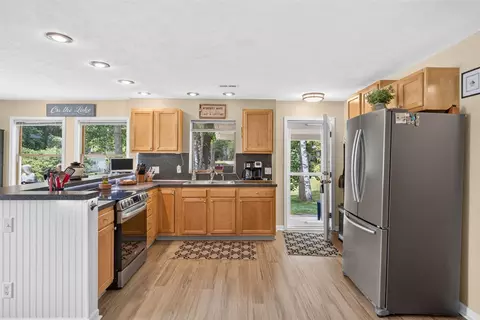 Kitchen - 14130 Birch, Evart, MI 49631 photo 2 of 10