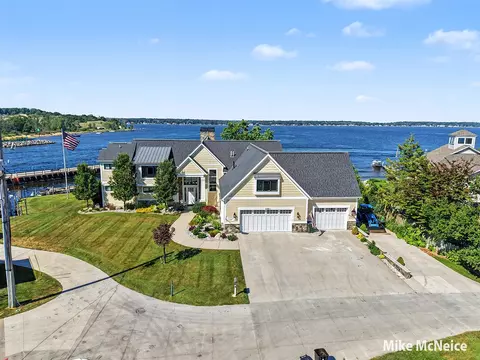 3380 Fulton, Muskegon, MI 49441