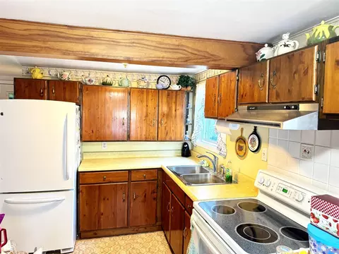 Kitchen - 111 S Hemlock, Evart, MI 49631 photo 1 of 2