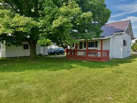 Exterior - 111 S Hemlock, Evart, MI 49631 photo 1 of 5