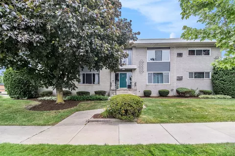 4910 Briarwood #A3, Royal Oak, MI 48073