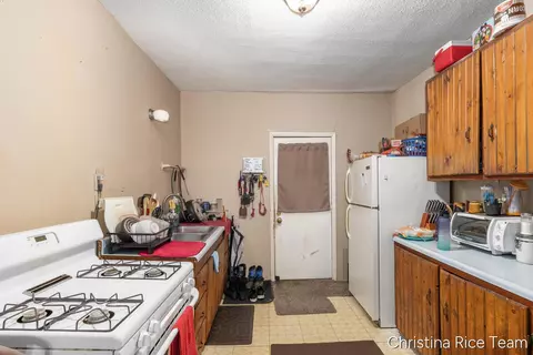 Kitchen - 115 E Congress, Belding, MI 48809 photo 1 of 5