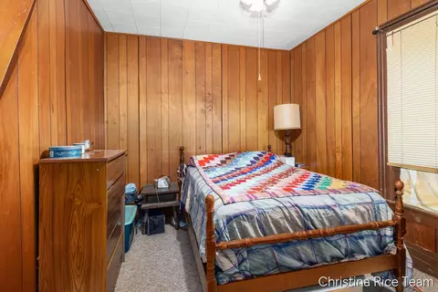 Bedroom - 115 E Congress, Belding, MI 48809 photo 5 of 6